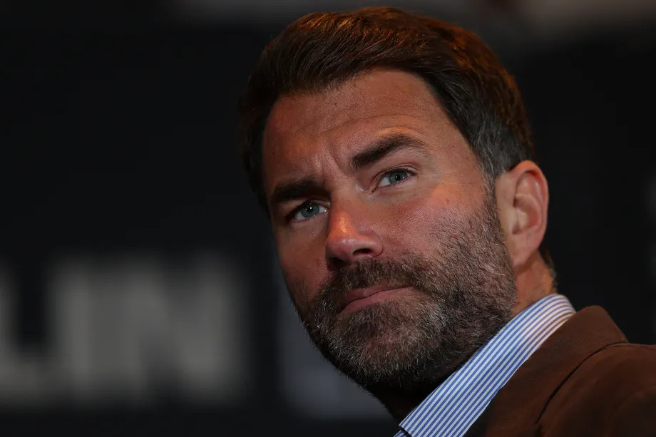 Eddie Hearn Apologizes for Threatening to 'Knock Out' Rival Promoter Ben Shalom: 'He Quivered Like Casper the Ghost'