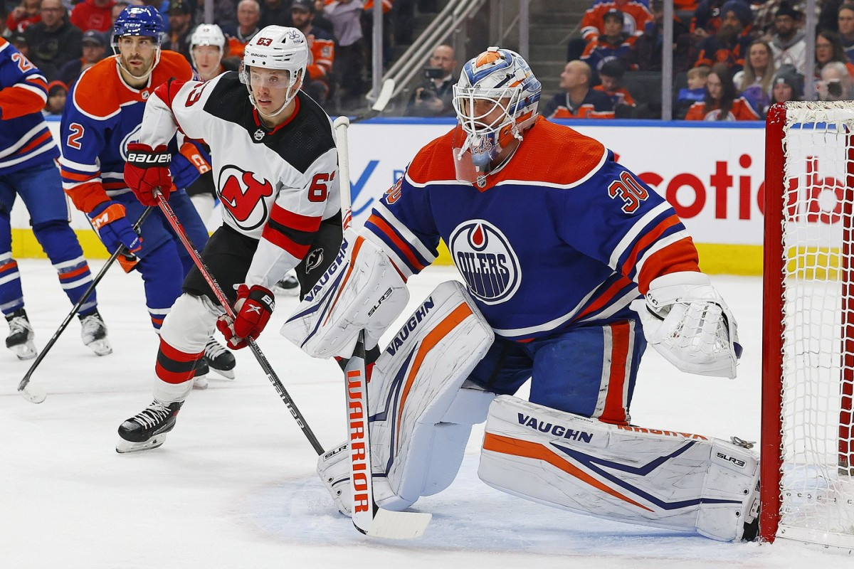 Edmonton Oilers Surprise: Calvin Pickard Gets the Start Against Nashville Predators