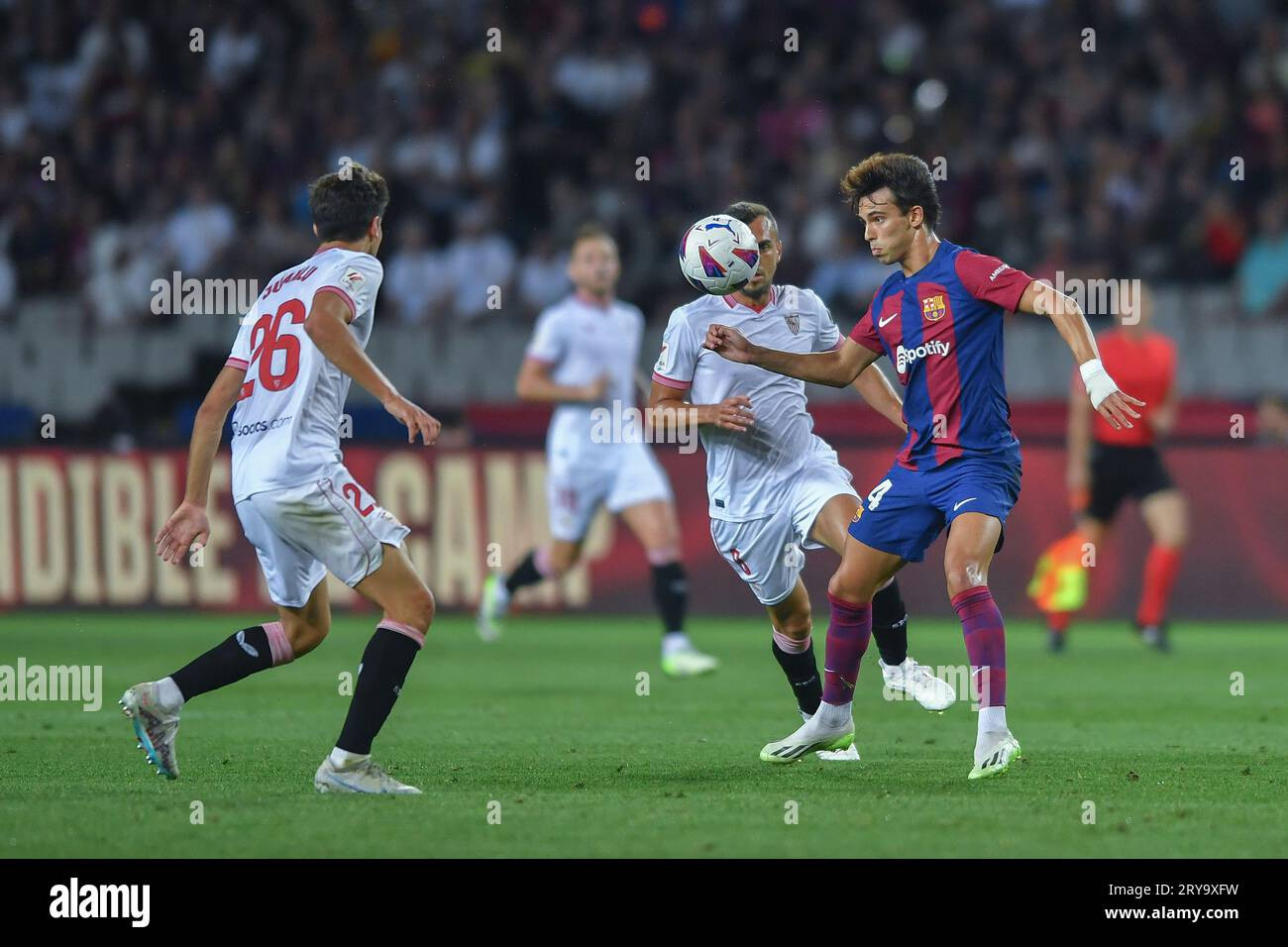 Ejuke vs. Yamal: The Dribbling Duel That Will Define Sevilla vs. Barcelona