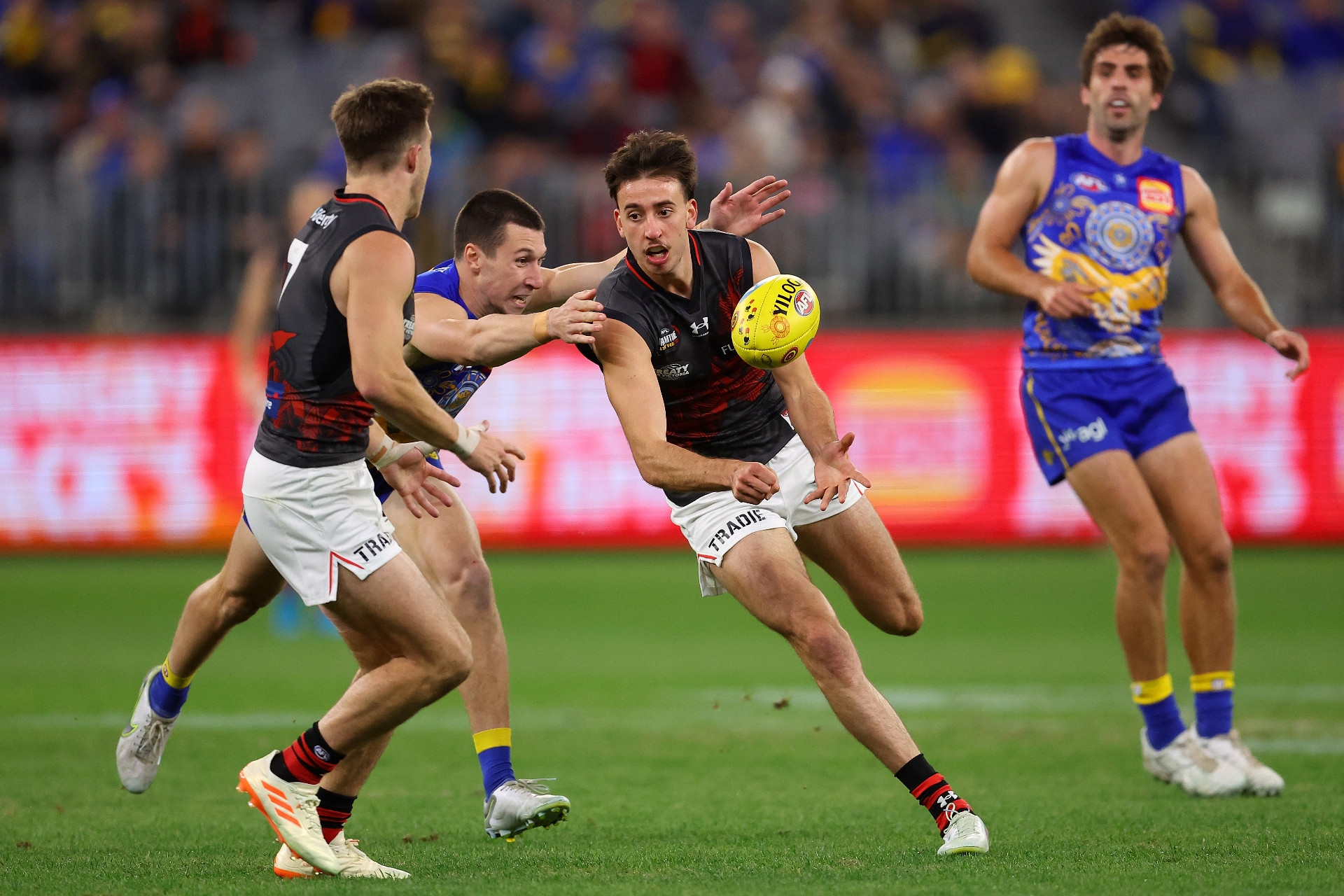 Essendon vs Gold Coast: Bombers Fight for Finals, Suns Aim for First Away Win