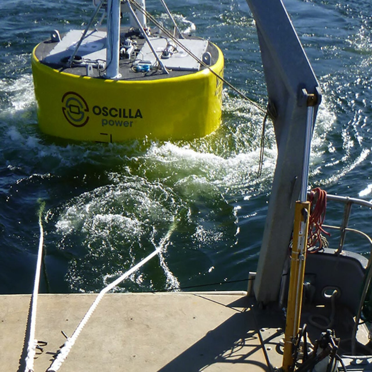 EU Greenlights World's Largest Wave Energy Converter Trial in Scotland