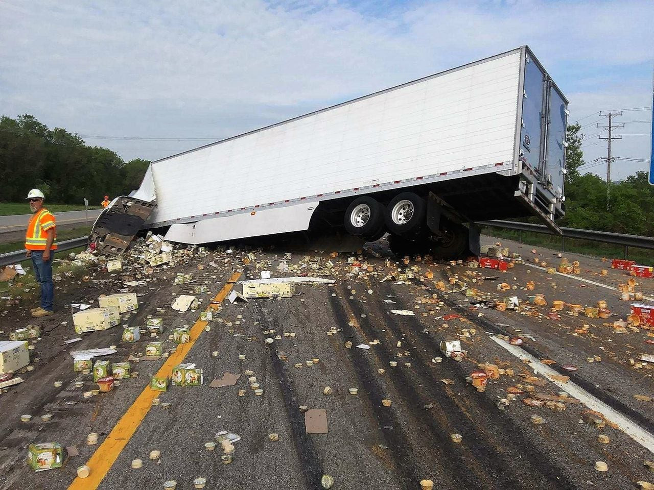 Fatal Multi-Vehicle Crash Closes Highway 1 Eastbound in Chilliwack