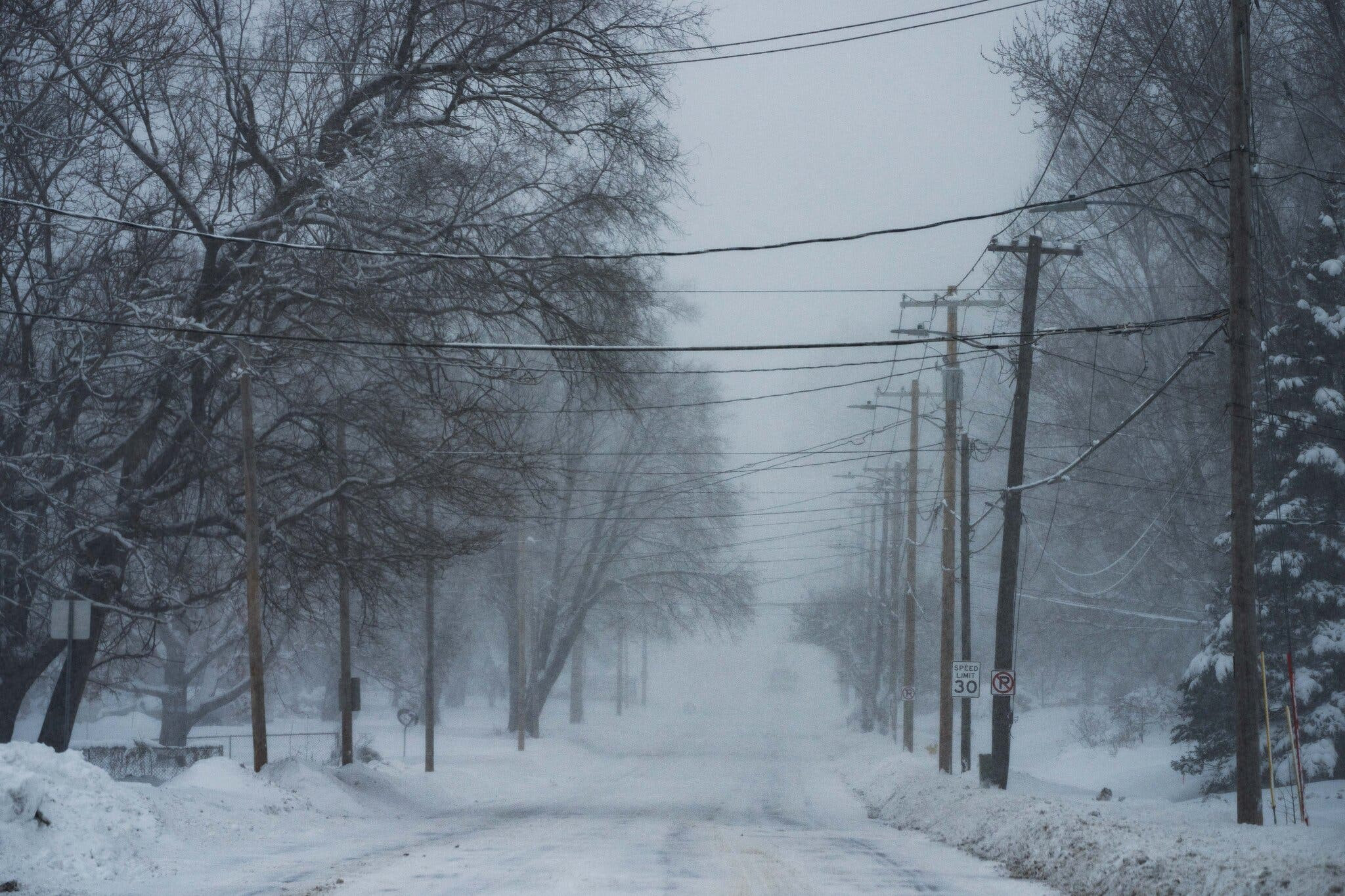 First Snow of 2024: Arctic Blast Plunges UK into Freezing Temperatures