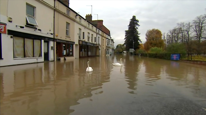 Flood Warning Issued for River Avon in Worcestershire: Evesham and Surrounding Areas at Risk