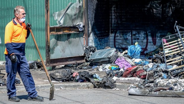 Footscray Warehouse Fire: Residents Urged to Shut Windows as Blaze Engulfs Building