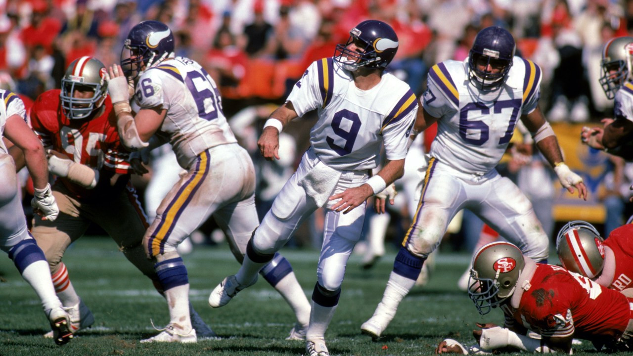 Former Vikings QB Tommy Kramer Reveals Dementia Diagnosis: 'Football Is the Life We Chose to Live'