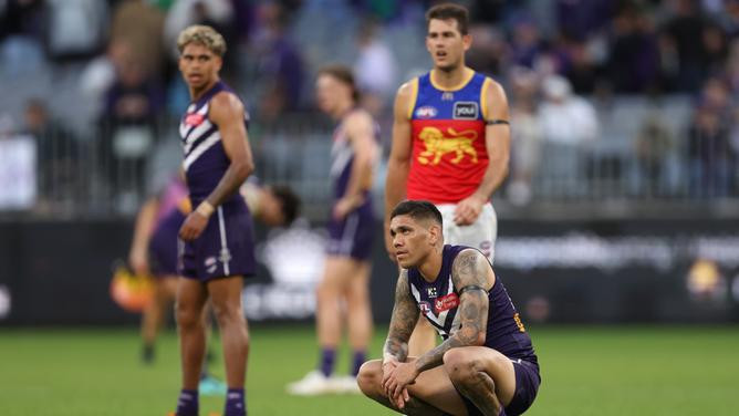 Fremantle's Finals Hopes Hang By A Thread: Can They Beat Port Adelaide And Secure A Playoff Berth?