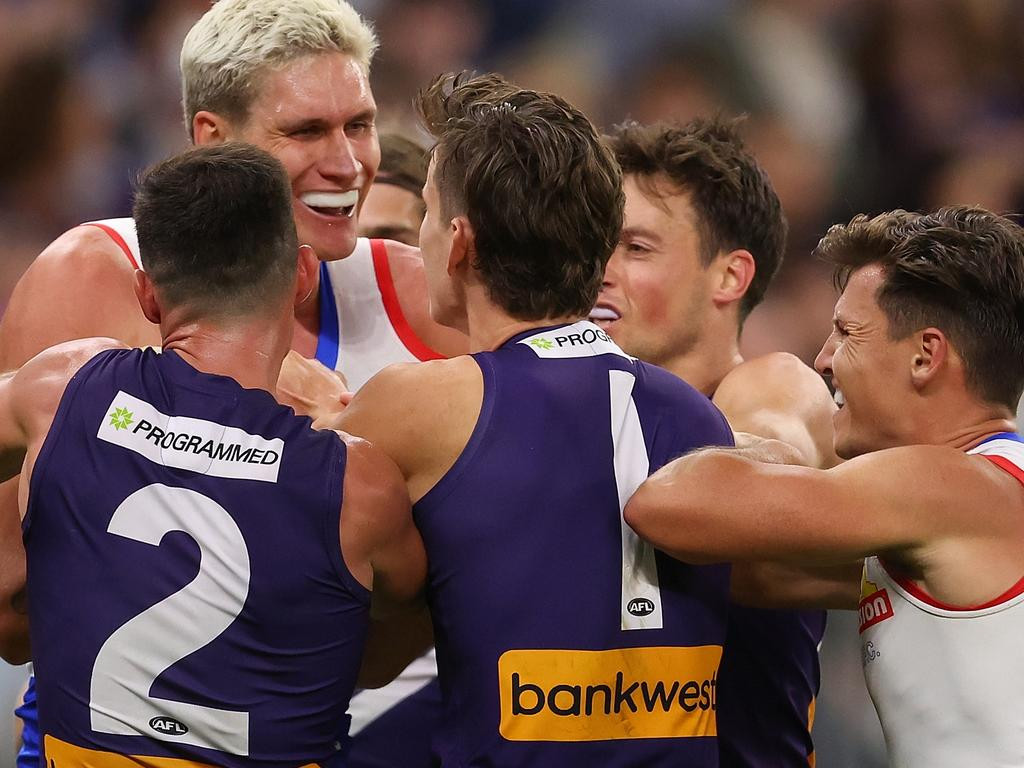 Fremantle's Finals Hopes Hang By A Thread: Can They Beat Port Adelaide And Secure A Playoff Berth?