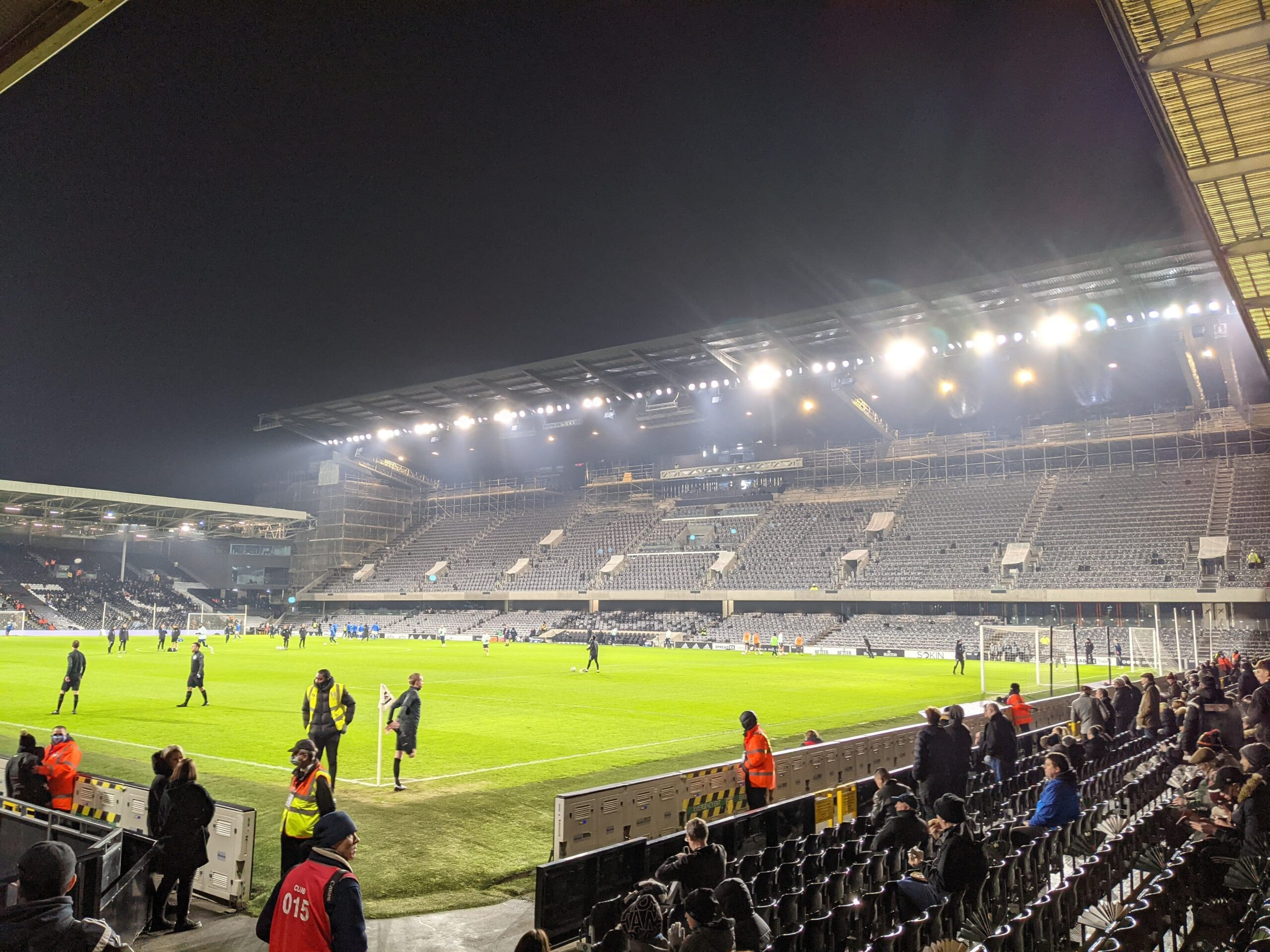 Fulham FC Unveils New Riverside Stand: A Luxury Destination with Rooftop Bar, Pool & Michelin-Inspired Dining