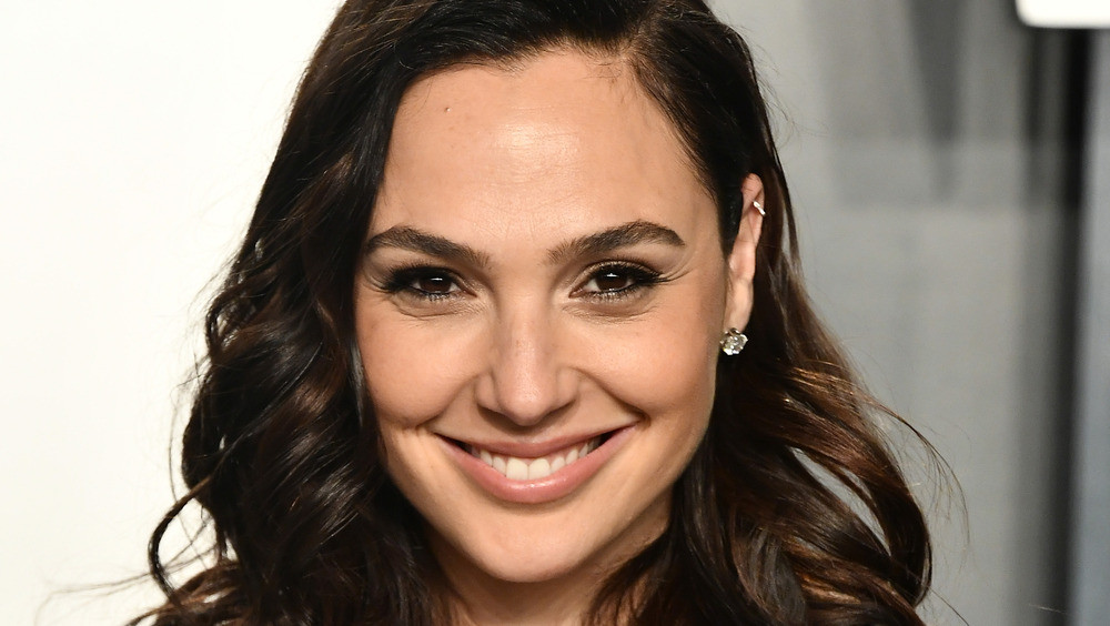 Gal Gadot's Shocking Revelation: Emergency Brain Surgery While 8 Months Pregnant!