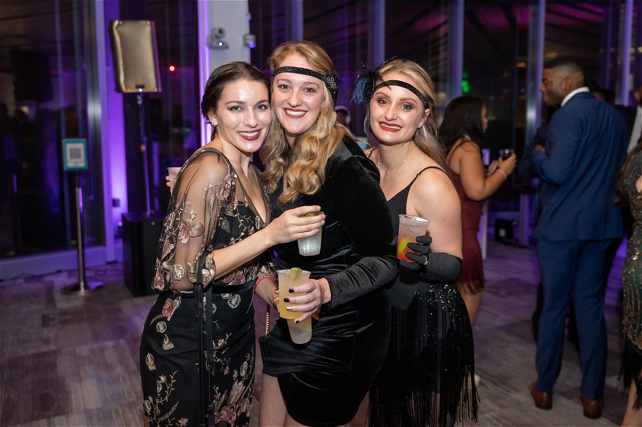 Gatsby Gala New Year's Eve: Cardiff's Extravagant Countdown to 2025!