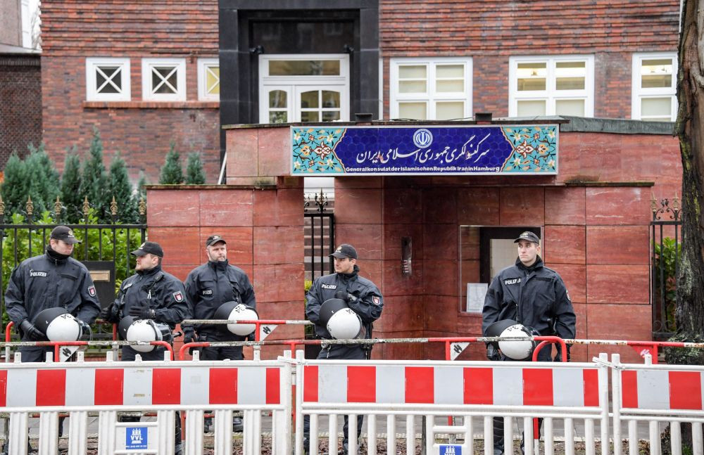 Germany Closes Iranian Consulates in Response to Execution of Dual National