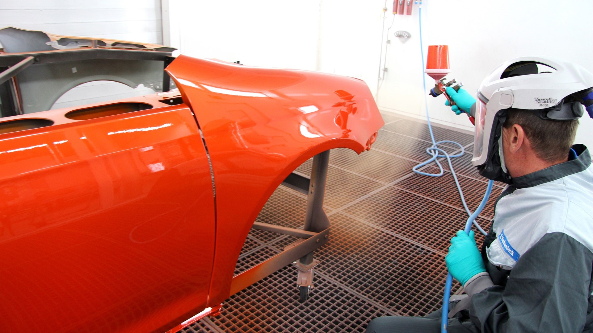 Glasurit 100 Line Helps Young Car Painters Achieve Eco-Efficiency at WorldSkills Lyon 2024