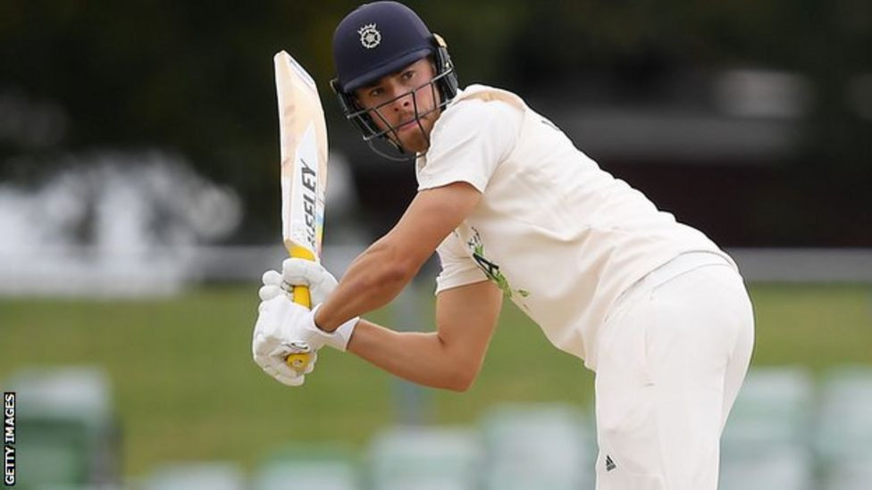 Hampshire Cricket Star Joe Weatherley Extends Stay at Utilita Bowl