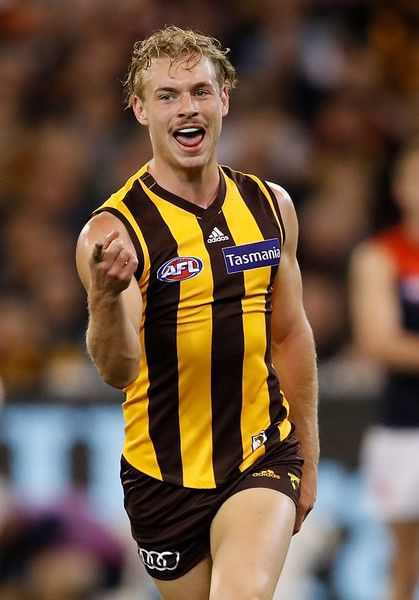 Hawthorn's Worpel Ready to Seal AFL Finals Spot, but North Melbourne Stands in the Way