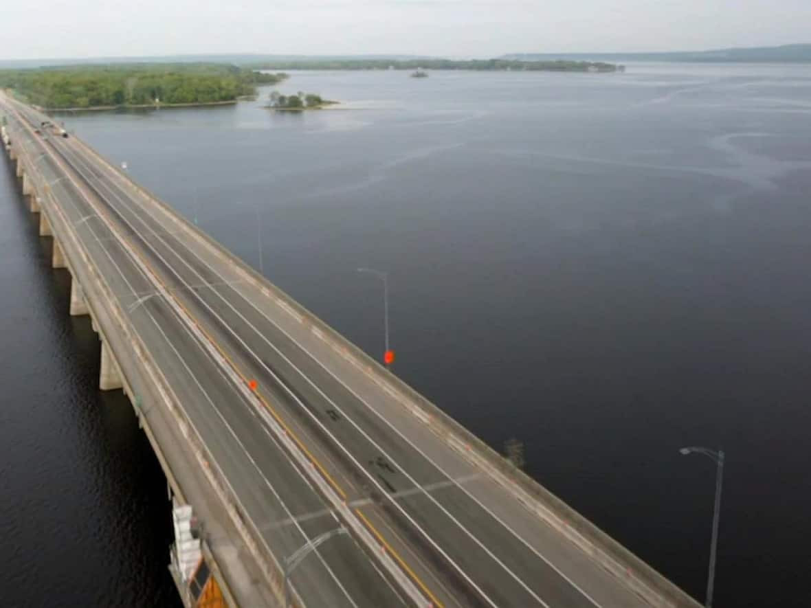 Île-aux-Tourtes Bridge Closure This Weekend: What You Need to Know