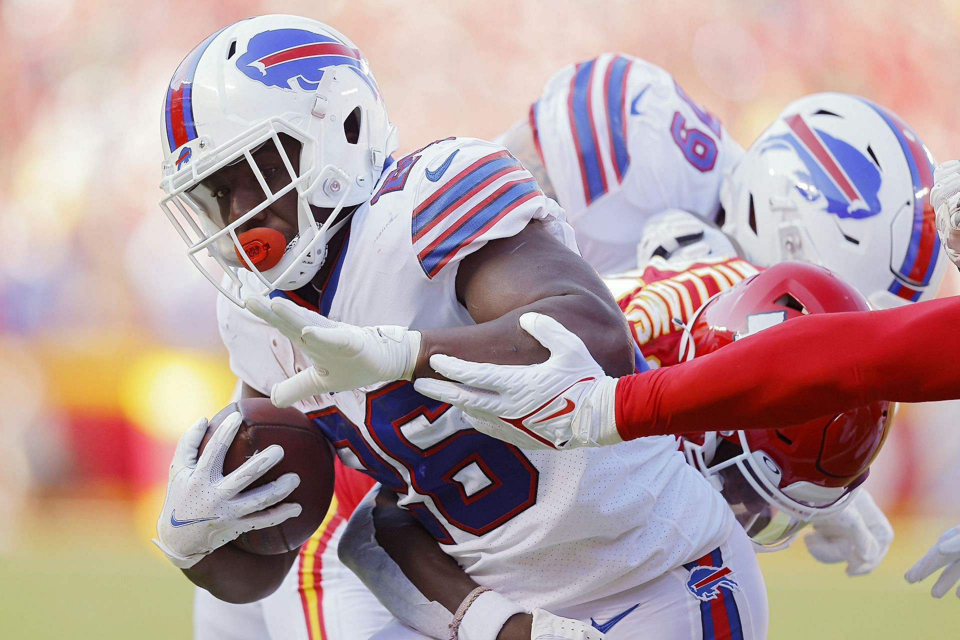 Is Devin Singletary Related to Hall of Famer Mike Singletary?