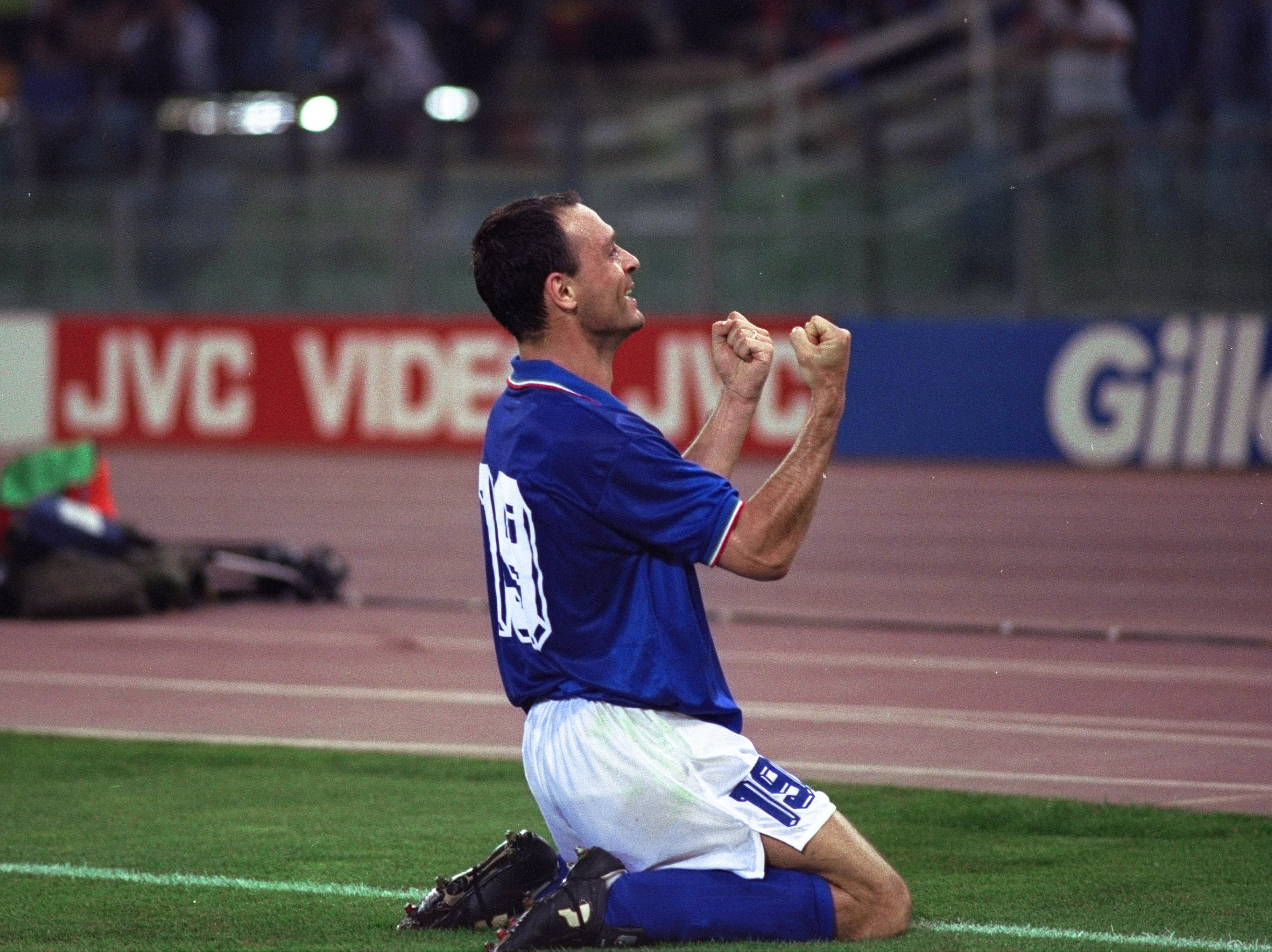 Italy '90 Legend Totò Schillaci Hospitalized: Condition Improves After Cardiac Irregularities