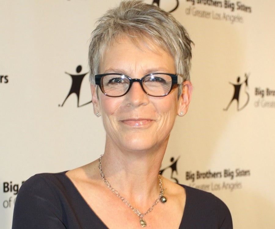 Jamie Lee Curtis's $1 Million Donation Amid Devastating LA Wildfires: A City in Crisis