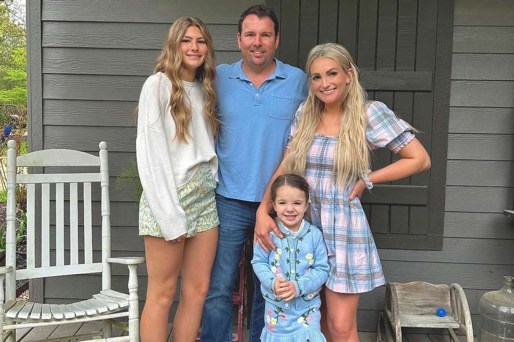 Jamie Lynn Spears Shares Adorable Photos from Daughter Ivey's First Day of School