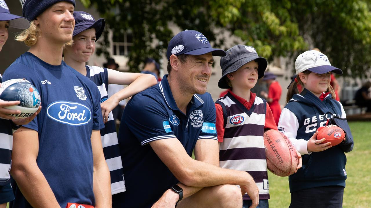 Jeremy Cameron's 9-Goal Masterclass: Geelong Crushes West Coast by 93 Points