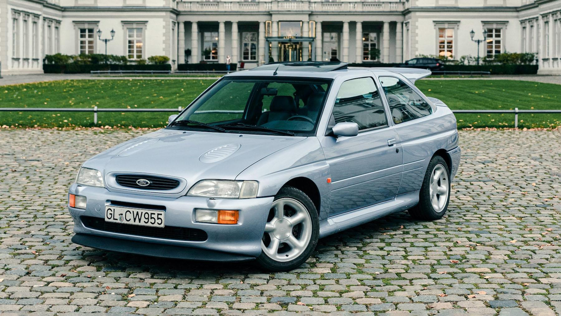 Jeremy Clarkson's Ford Escort RS Cosworth Fetches £67,500 at Auction