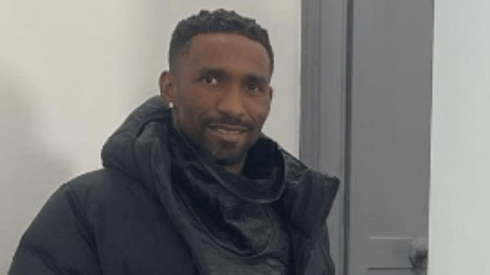 Jermain Defoe Spotted With Mystery Woman in Car at Golf Club: Is He Single Again?