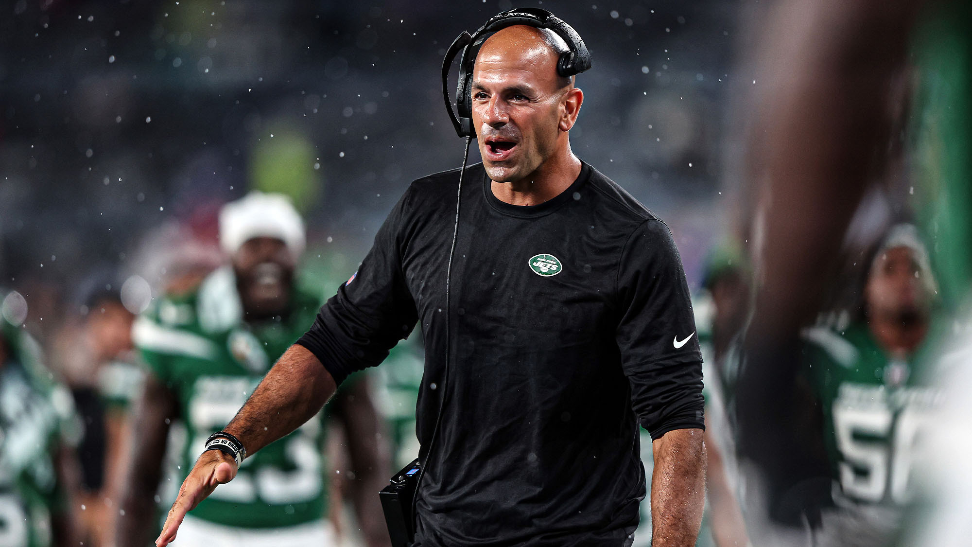 Jets Fire Head Coach Robert Saleh After Disappointing Start to Season