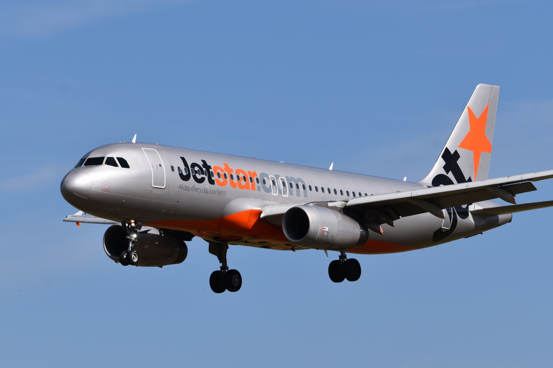 Jetstar Asia Launches First Low-Cost Carrier Nonstop Flights from Singapore to Colombo