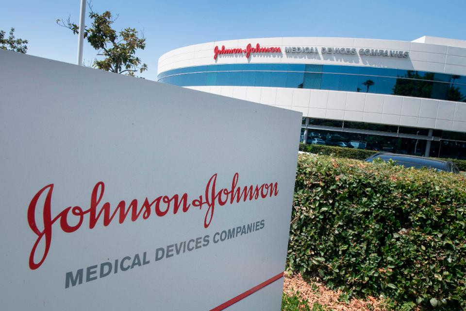 Johnson & Johnson (JNJ) Stock: Is a Sell Rating Justified?