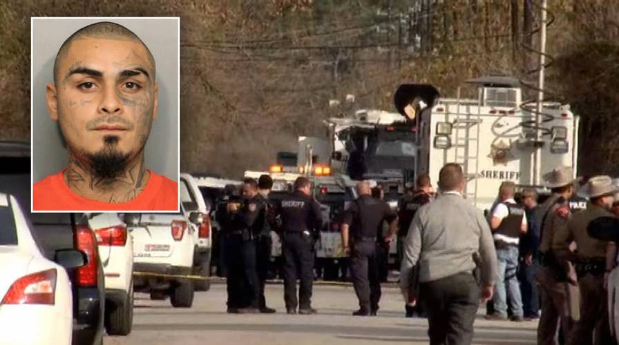 Kentucky Highway Shooting: 5 Injured, Manhunt Underway for Suspect