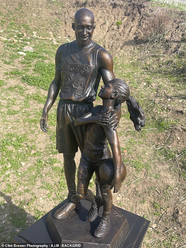 Kobe Bryant & Gianna Bryant Honored With New Statue: A Touching Tribute to the 'Girl Dad' and His Daughter