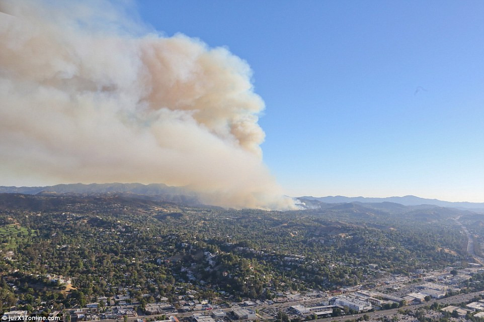 LA Wildfires Force Thousands to Evacuate as Celebrities Flee Burning Homes