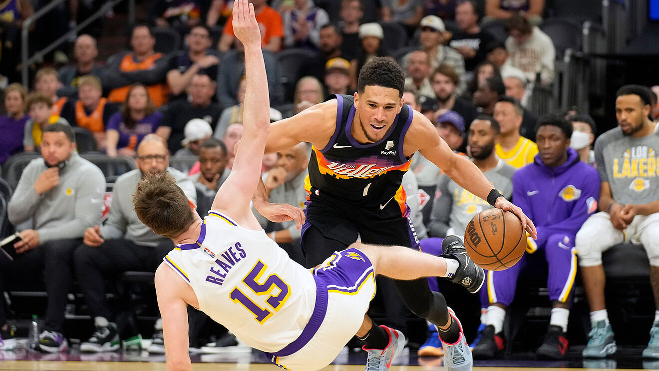 Lakers Suffer Devastating Loss to Suns: Player Grades and What Went Wrong