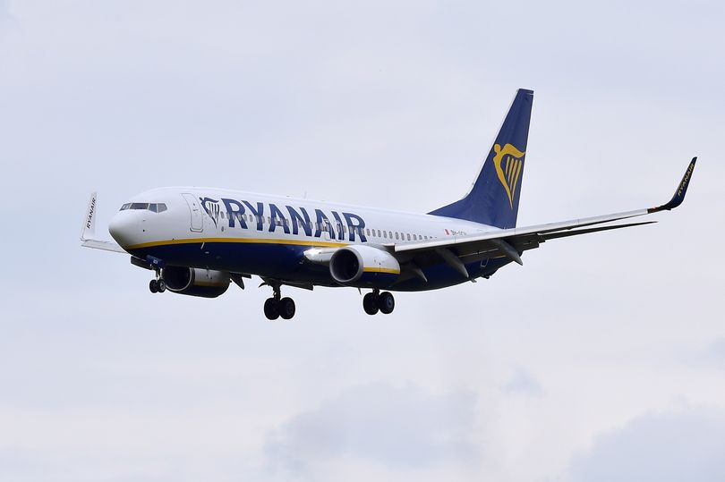 Lanzarote Airport Chaos: Flights Diverted & Delayed Due to Sahara Dust Cloud