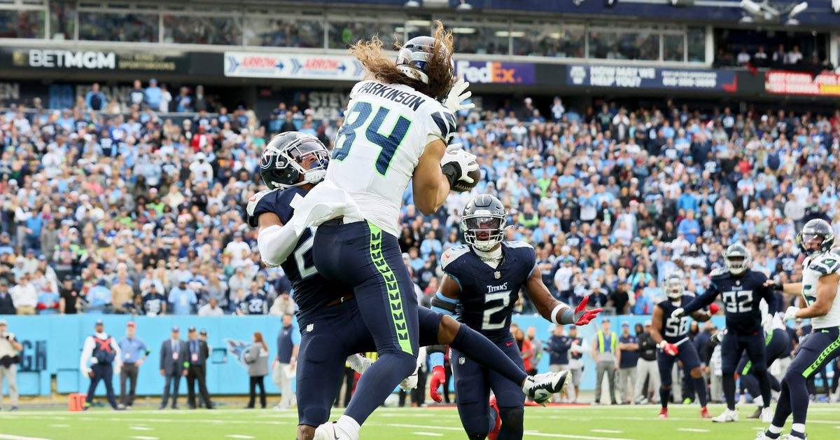 Last-Minute Comeback: Seahawks Steal Christmas Eve Win From Titans in a Thriller