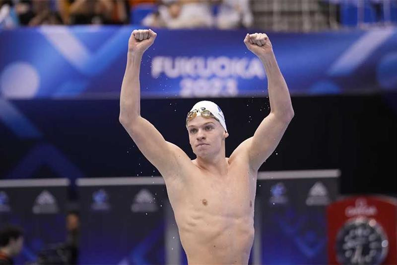 Léon Marchand Flies into French Swimming History with Historic Golden Double