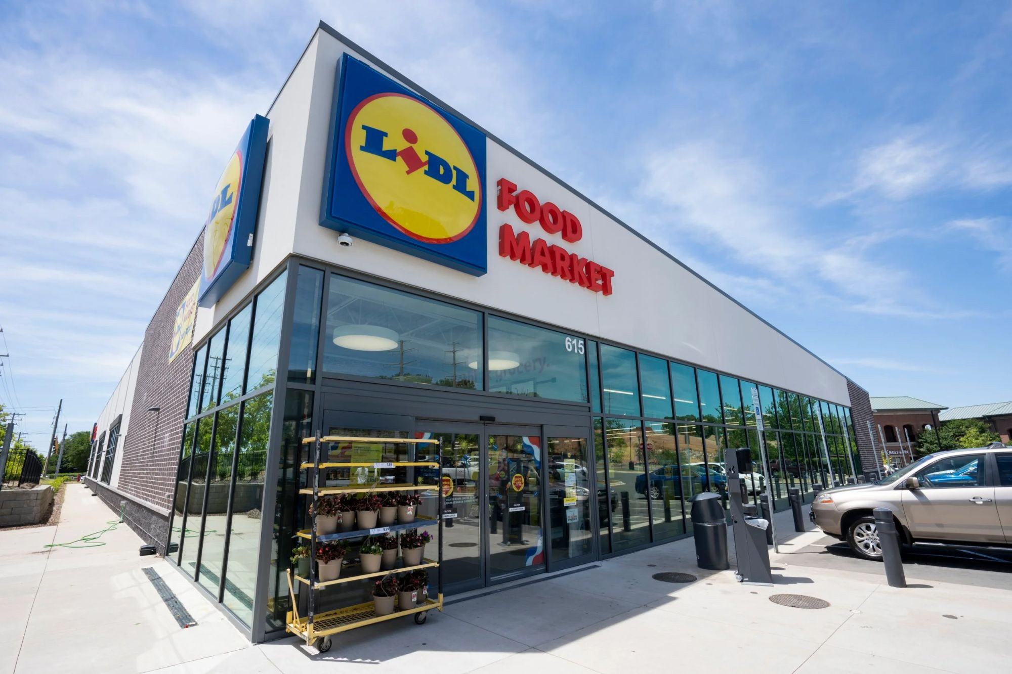 Lidl Ireland and Kerry Team Up for €2 Million Infant Formula Range