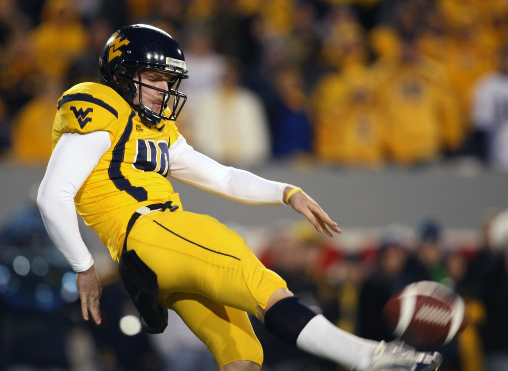 Lightning Strikes: Penn State-West Virginia Game Suspended Due to Storm, Nittany Lions Lead 20-6