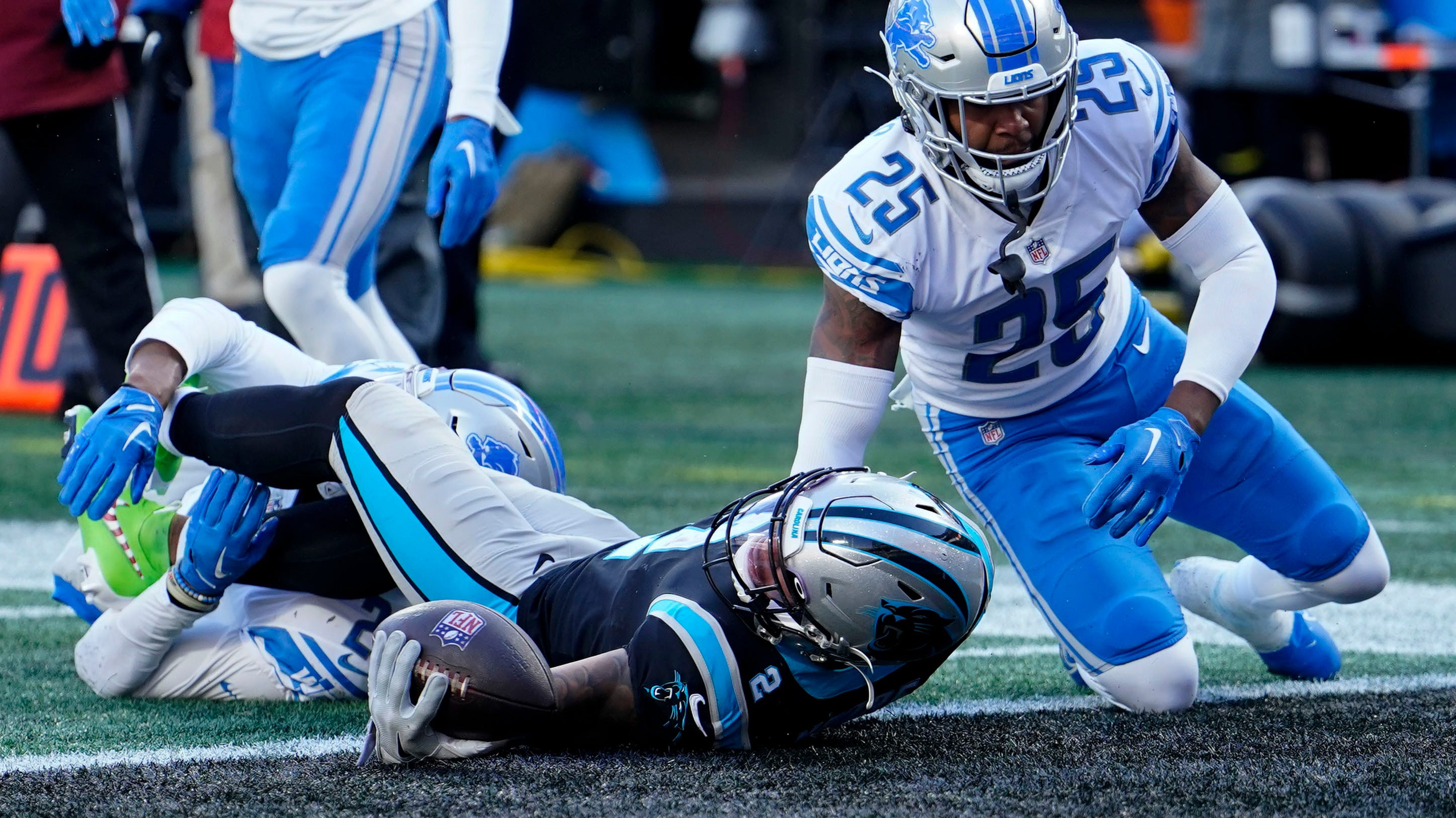 Lions' Playoff Hopes Shattered: Shocking Upset by Commanders in Divisional Round!