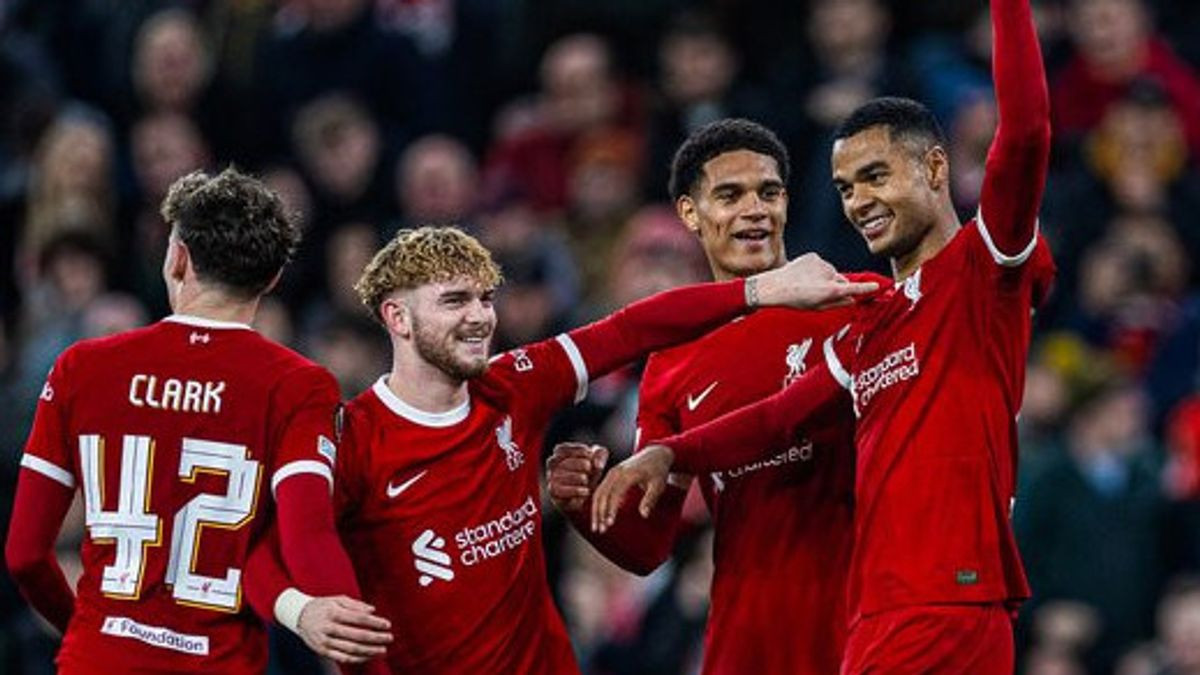 Liverpool vs. Brighton: Can the Reds Reclaim Top Spot at Anfield?  Here's How to Watch