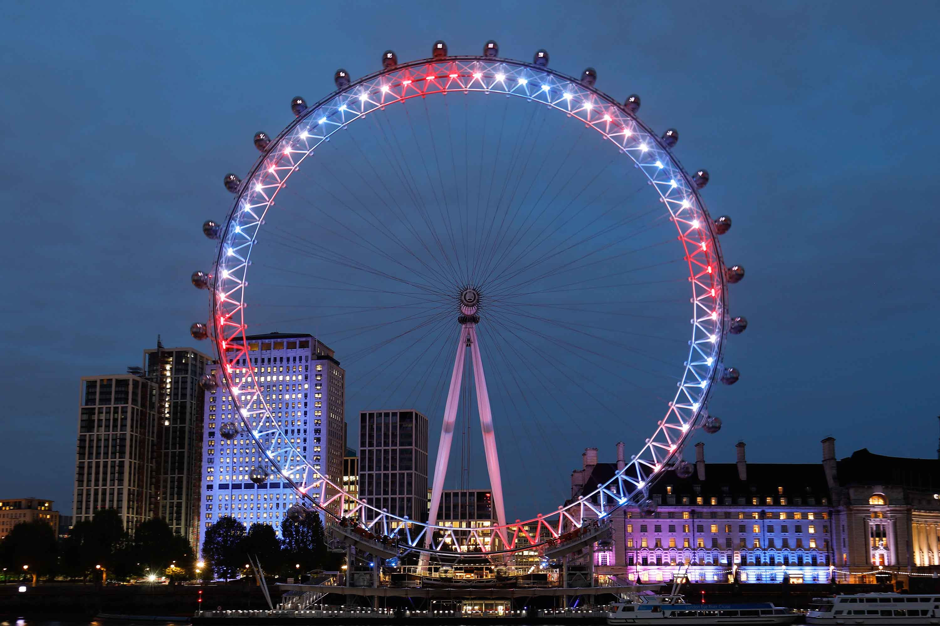 London Eye to Spin Backwards for the Second Time Ever to Mark End of British Summer Time