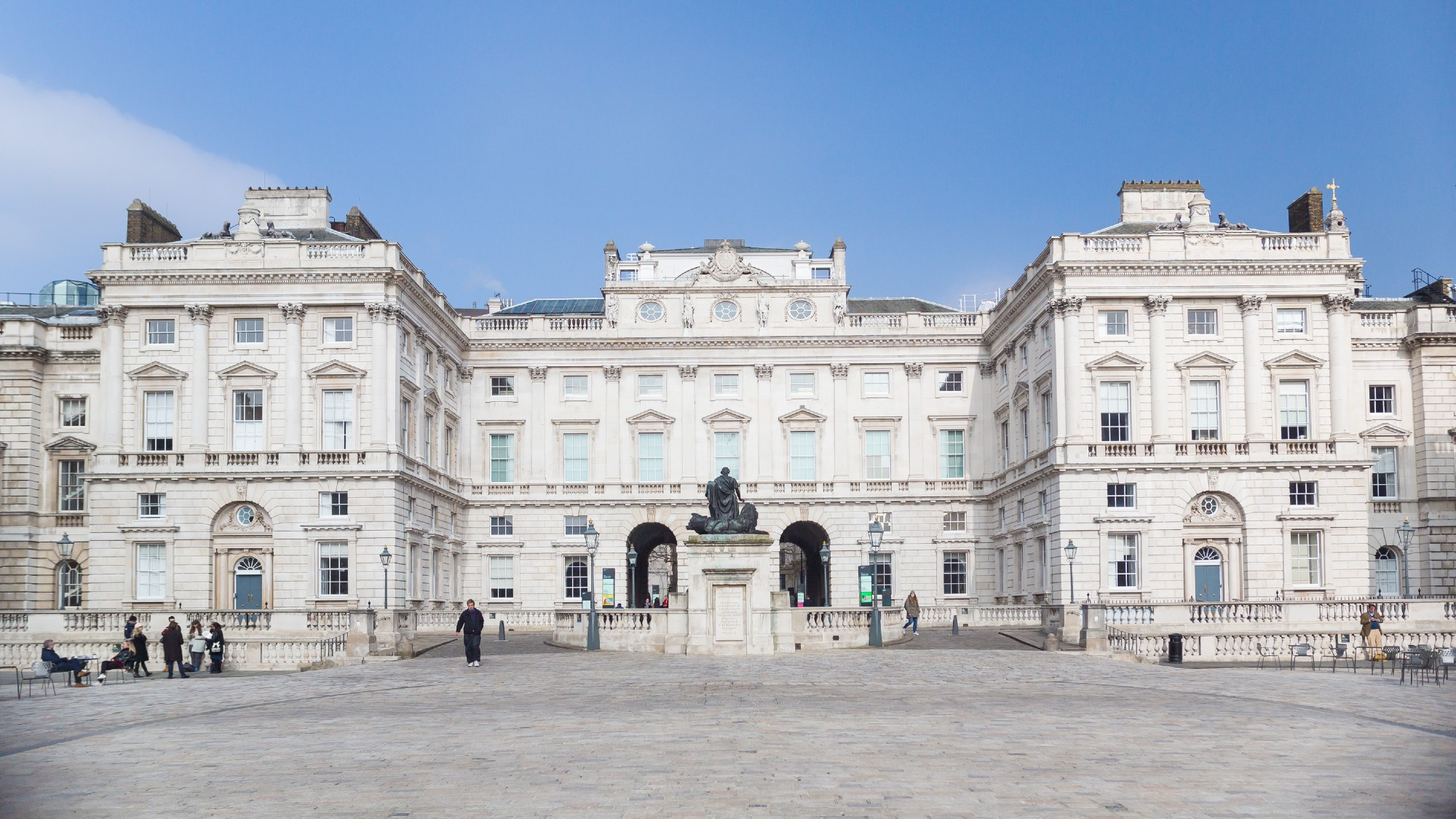 London's Somerset House Fire Extinguished, Courtauld Gallery Reopens: Masterpieces Remain Safe