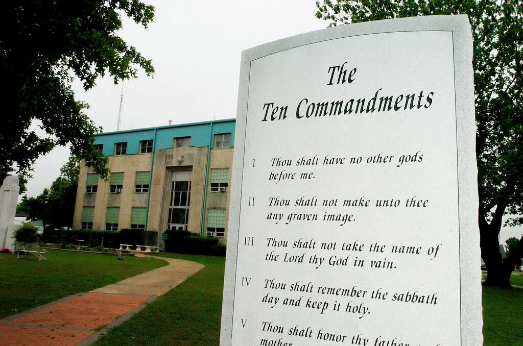 Louisiana Ten Commandments Law Sparks Outrage: Is This Religious Indoctrination or Political Theatre?