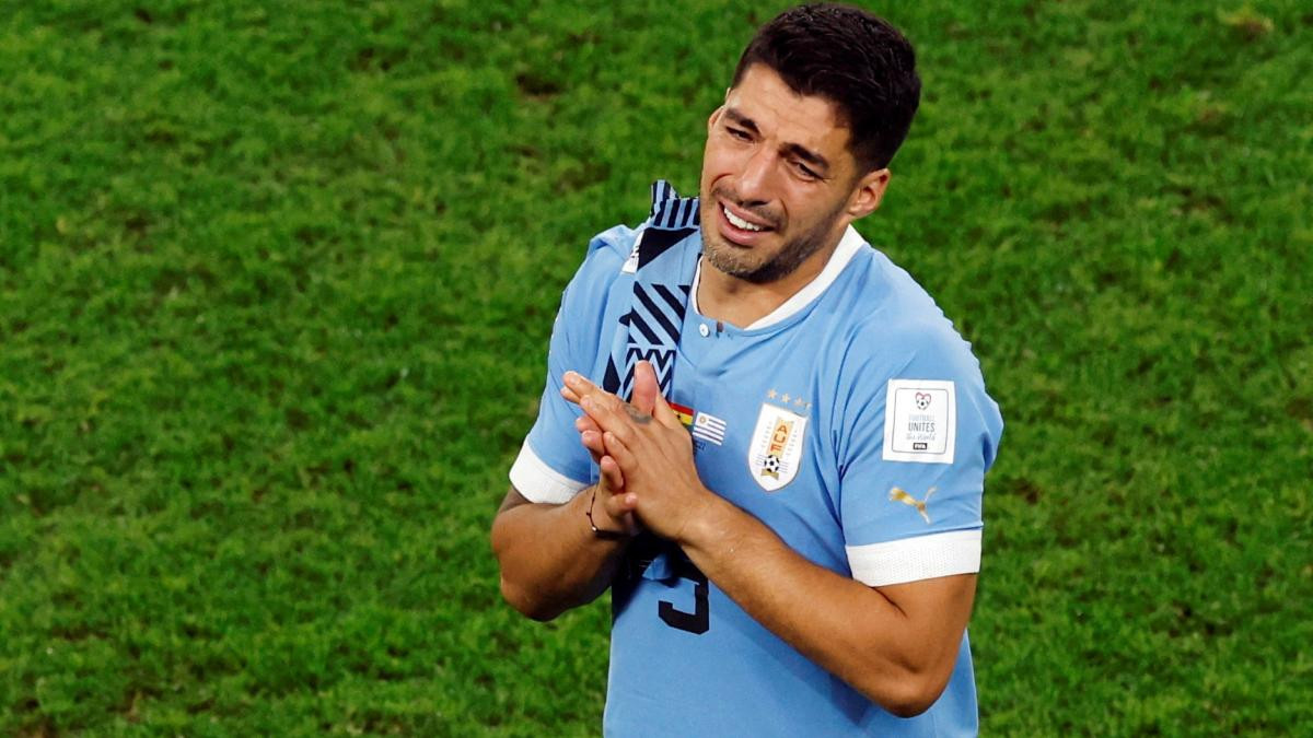 Luis Suarez Bids Emotional Farewell in Uruguay's Goalless Draw