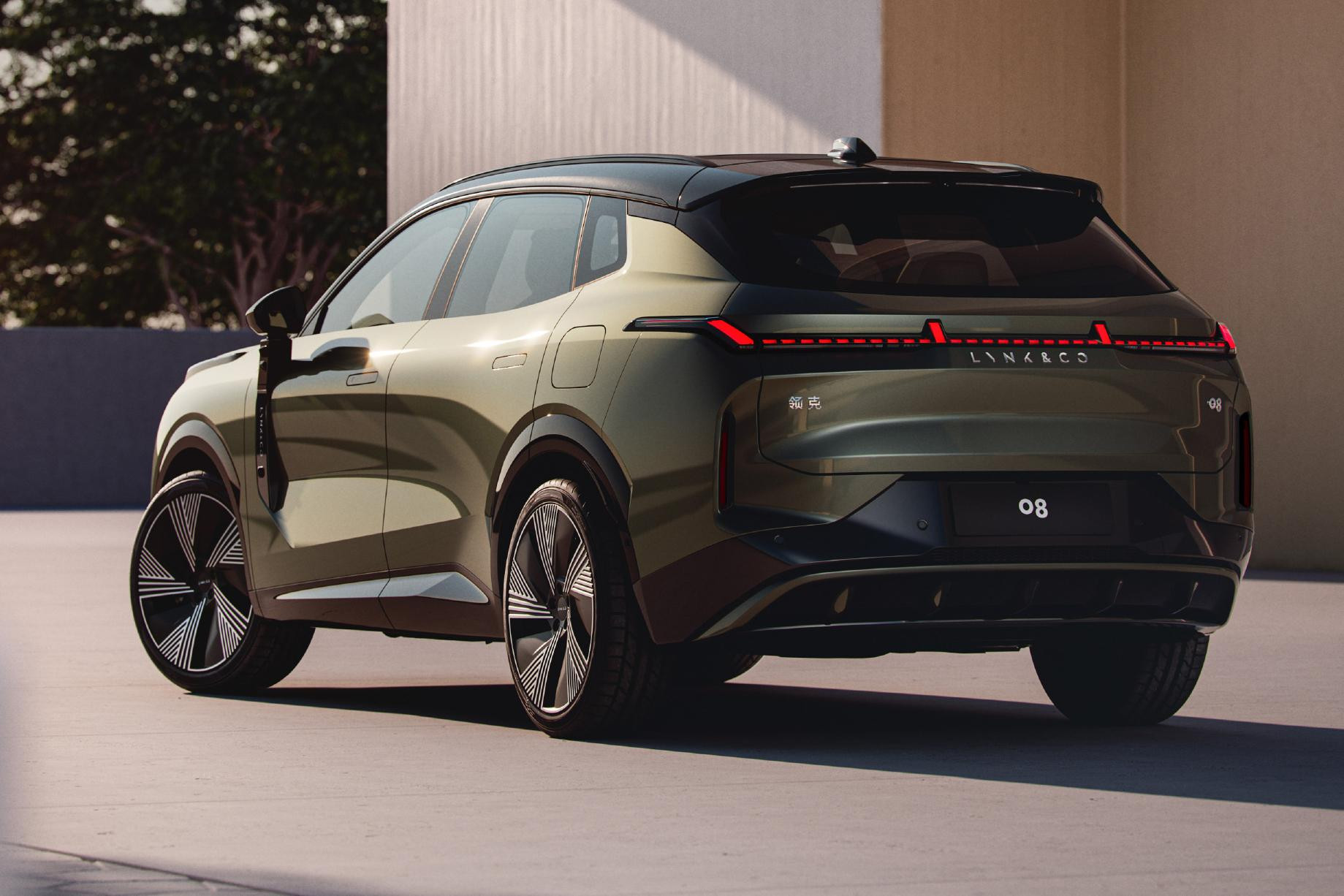 Lynk & Co Z10: Electric Sedan with 800V Technology and 3.5 Seconds 0-100km/h