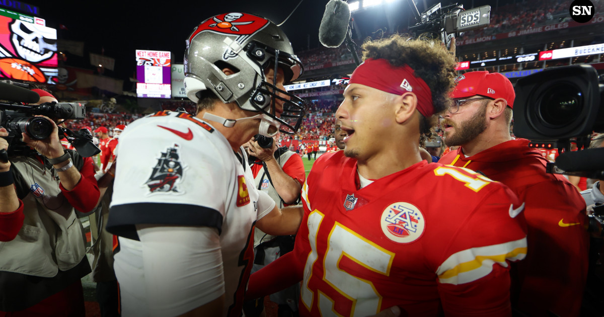 Mahomes Injured? Chiefs vs Bucs: Live Updates, Scores & Highlights From 'Monday Night Football'