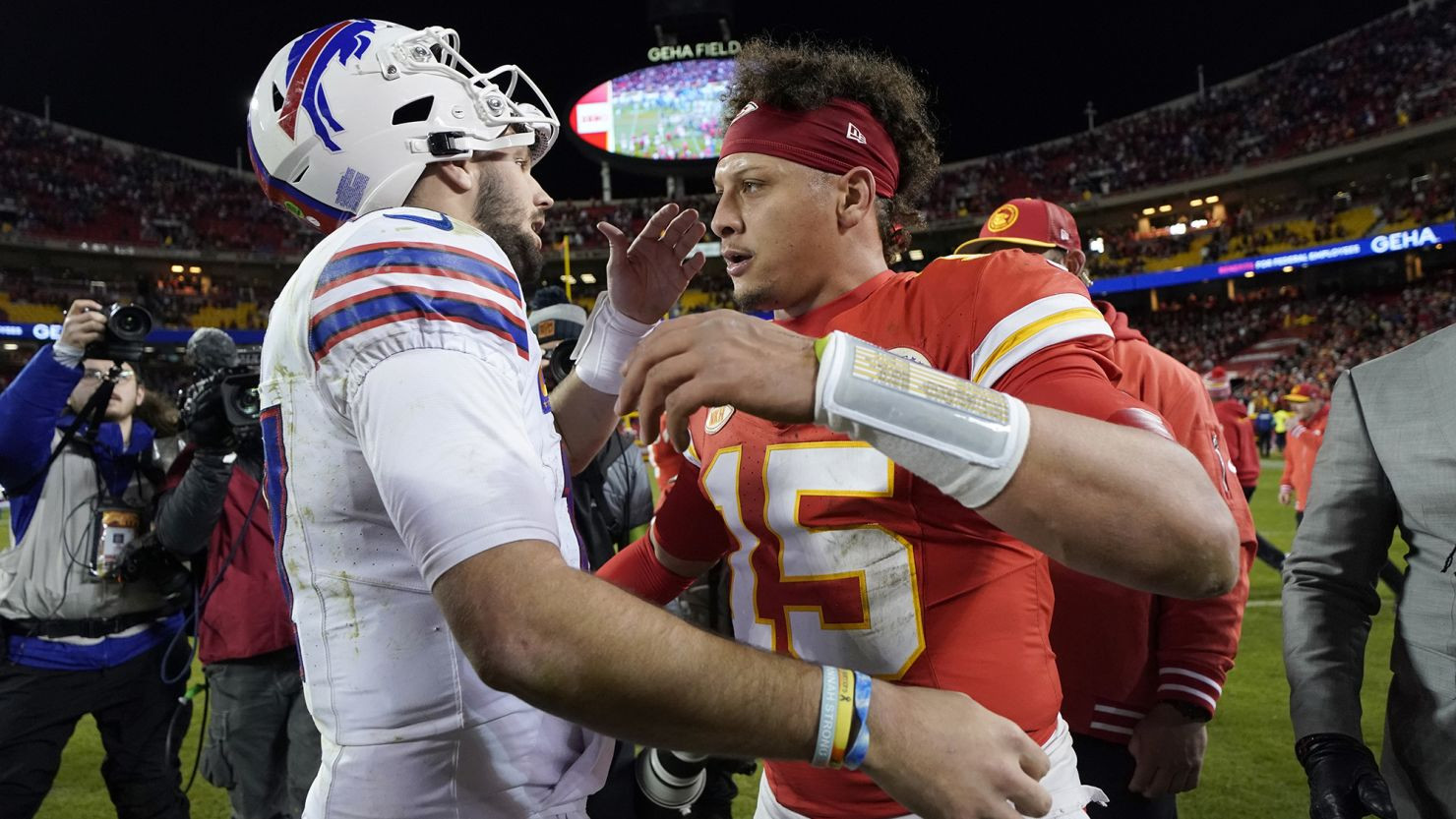 Mahomes vs. Allen: Will the Chiefs' Undefeated Streak End in Buffalo?