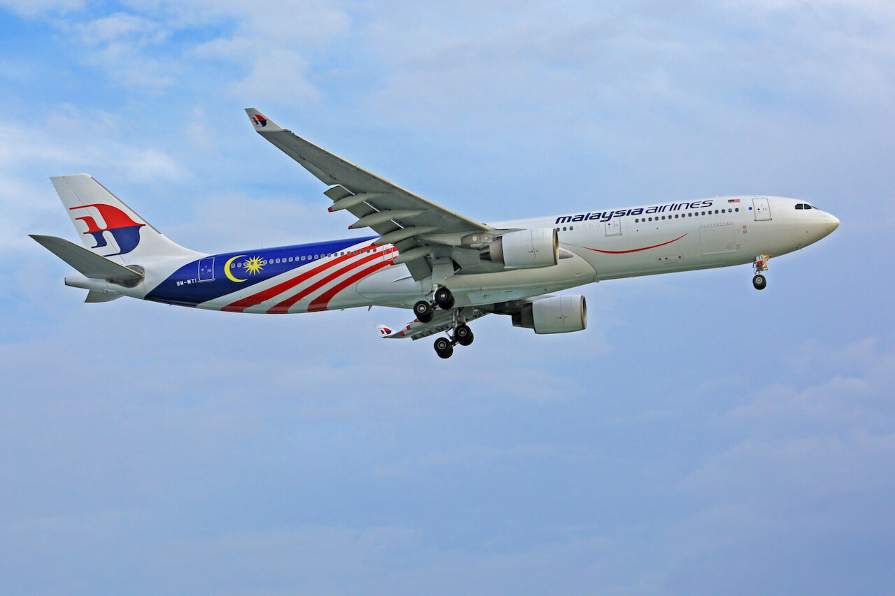 Malaysia Airlines Cuts Flights Until December Amidst Technical Issues and Delays