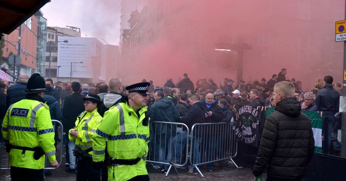 Manchester City Centre Gridlock: Thousands March to Etihad for Feyenoord Clash Amidst Concert Chaos!